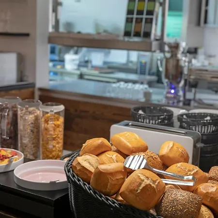 California فندق كاليفورنيان