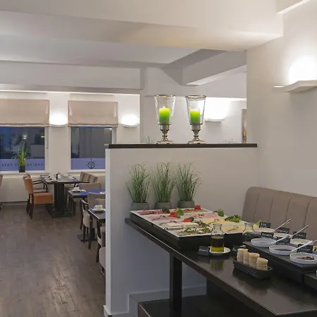 California فندق كاليفورنيان